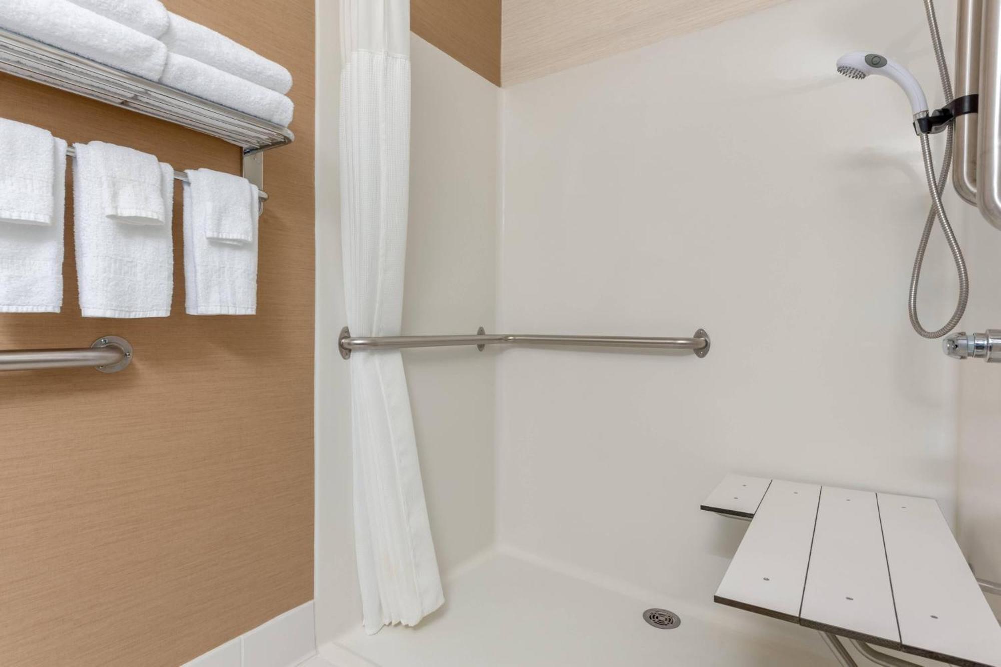 Fairfield Inn & Suites Stevens Point Exteriör bild