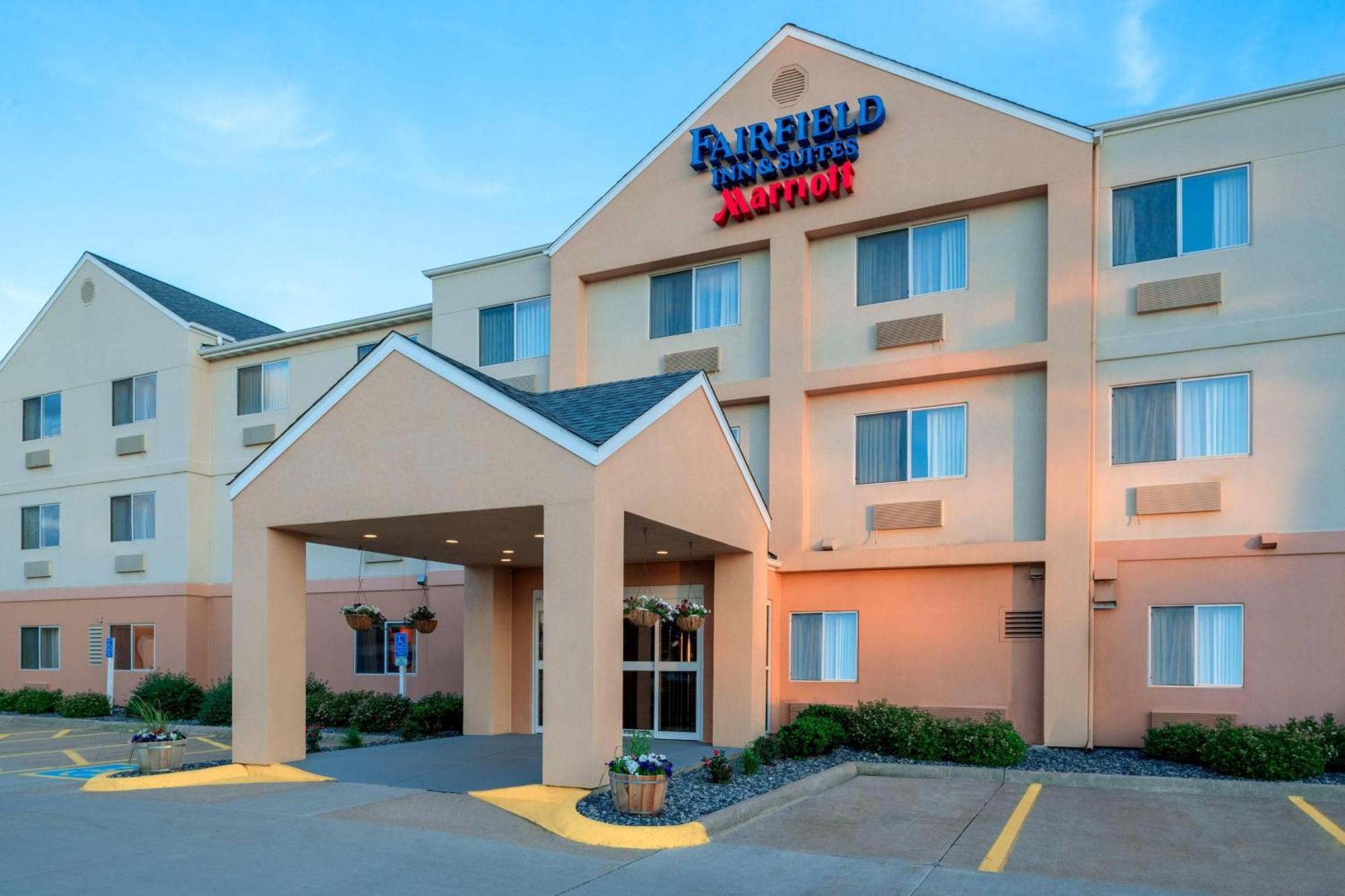 Fairfield Inn & Suites Stevens Point Exteriör bild