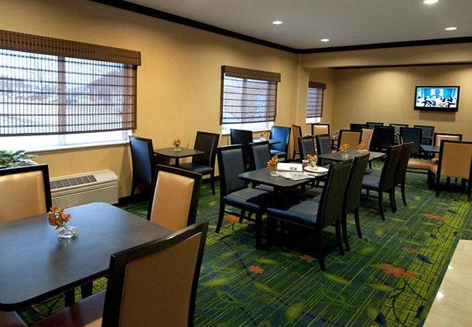 Fairfield Inn & Suites Stevens Point Exteriör bild